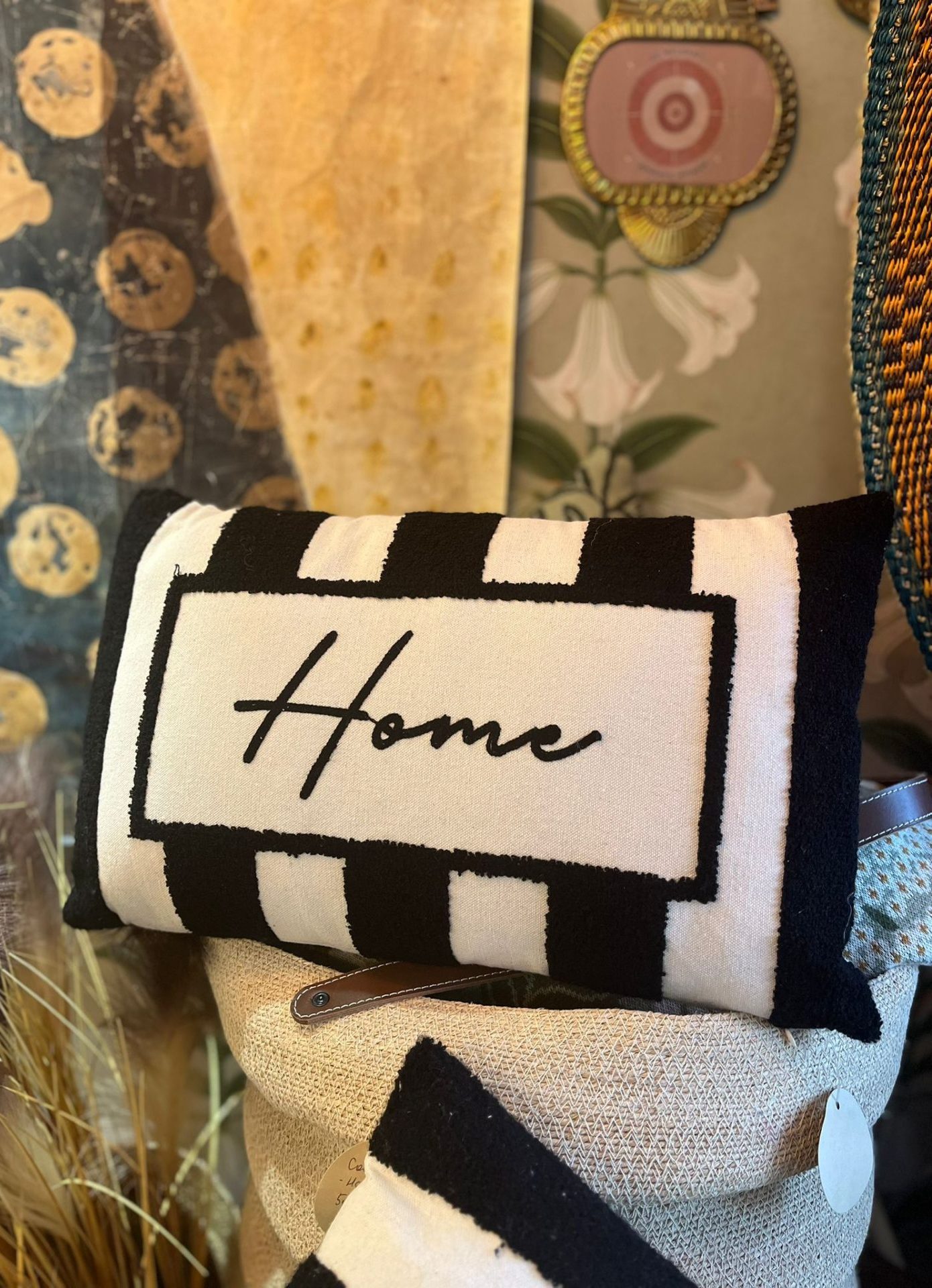 IMG-20260319-WA0030 Coussin "Home" – Image 1