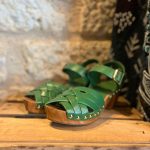 Sandales vertes à talon